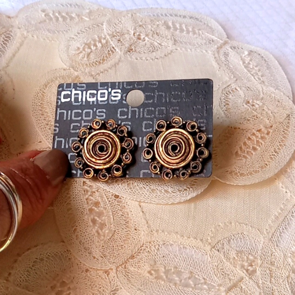 Chico's Antique Gold Earrings, Posts NWOT